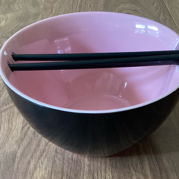 Kuromi Noodle Bowl - Picture 3 of 4